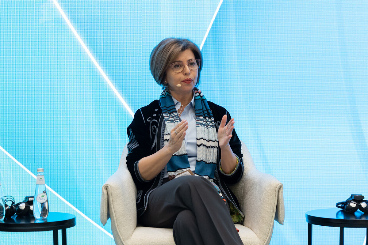 RS23855_P4__0117_scr